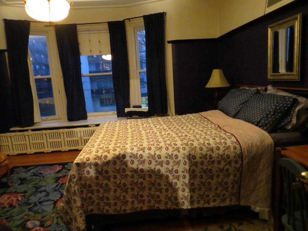 Elliott House Bed & Breakfast Toronto Bilik gambar